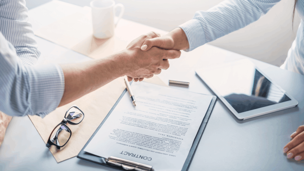 Contratos CFA: cómo impulsar el talento joven en tu empresa